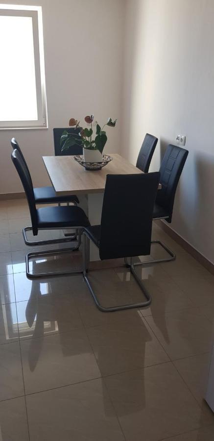 Apartman Niko มาลินสกา ภายนอก รูปภาพ